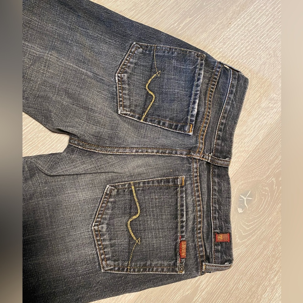 Low waisted black bootcut jeans